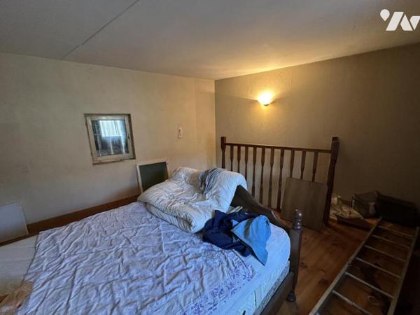 Maison de ville avec 3 garages - DENAIN