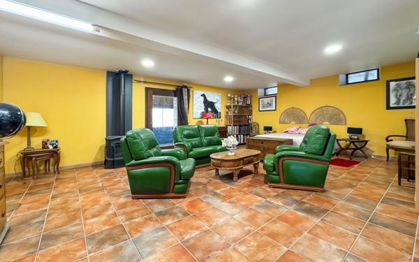 Maison à vendre    6 pièces • 252,59 m2 Châteaubriant