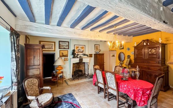 Maison à vendre    6 pièces • 252,59 m2 Châteaubriant