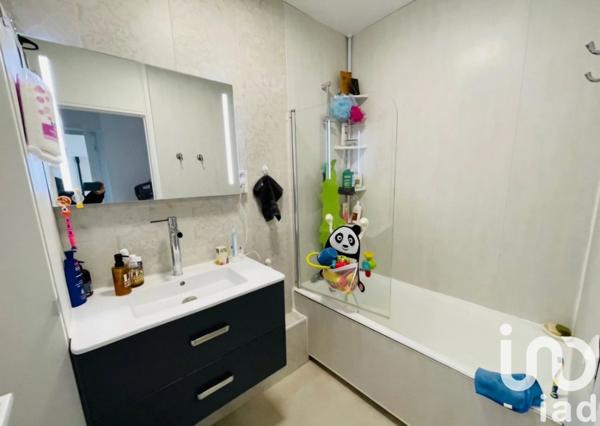 Appartement 5 pièces de 99 m² à Bihorel (76420)