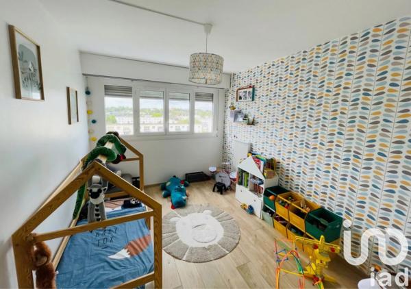 Appartement 5 pièces de 99 m² à Bihorel (76420)