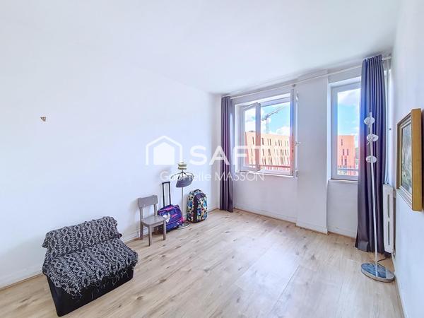 Appartement avec balcon et cave