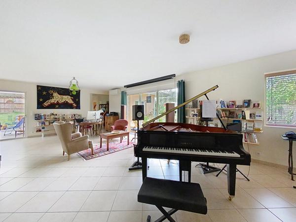 Biens de prestige à vendre Camblanes Et Meynac : 549 000 € - AJP Immobilier Bordeaux Chartrons