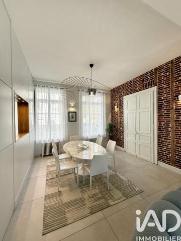 Maison à vendre 9 pièces 260 m² Arras