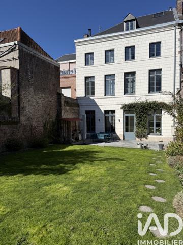 Maison à vendre 9 pièces 260 m² Arras