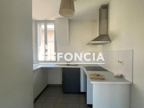 Location Appartement 4 pièces 76.52 m² - 5 PLACE DU PETIT SCEL Montpellier 34000