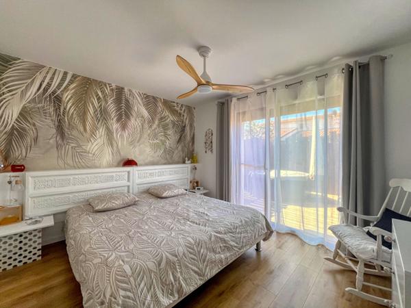 17920 BREUILLET Maison récente de plain-pied - état irréprochable - DPE A - à 550m du centre-bourg de Breuillet