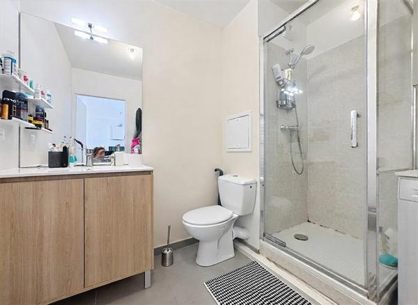 Appartement
         2 pièces
        - 39 m² Exclusivité 233 000 € *