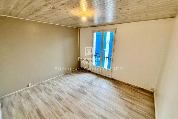 Maison Vatan 4 pièce(s) 93 m2