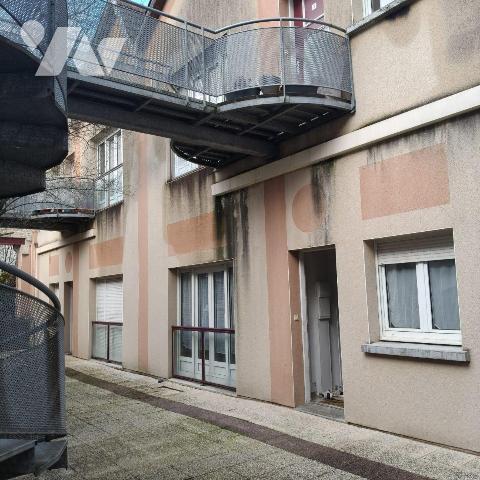 Appartement T5 de 85,40m² à Vendre à Troyes (10000) en Aube (10) - CENTRE VILLE - RUE ROTHIER A...