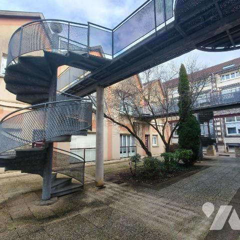 Appartement T5 de 85,40m² à Vendre à Troyes (10000) en Aube (10) - CENTRE VILLE - RUE ROTHIER A...