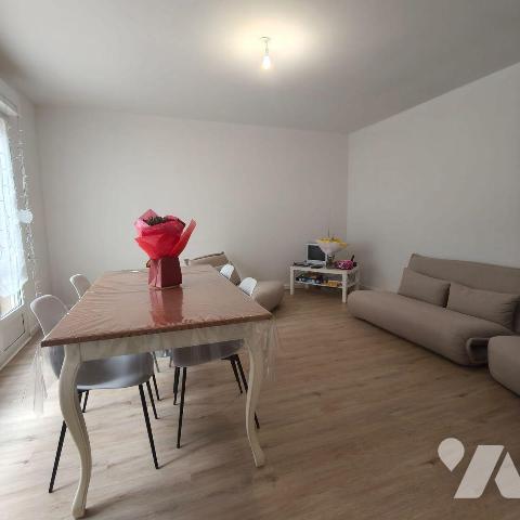 Appartement T5 de 85,40m² à Vendre à Troyes (10000) en Aube (10) - CENTRE VILLE - RUE ROTHIER A...