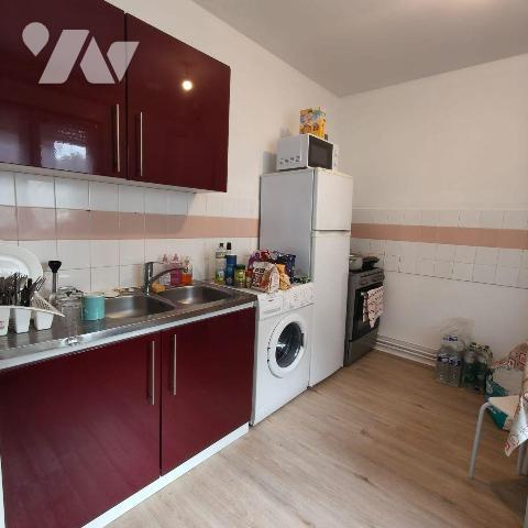 Appartement T5 de 85,40m² à Vendre à Troyes (10000) en Aube (10) - CENTRE VILLE - RUE ROTHIER A...