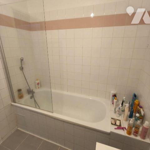 Appartement T5 de 85,40m² à Vendre à Troyes (10000) en Aube (10) - CENTRE VILLE - RUE ROTHIER A...