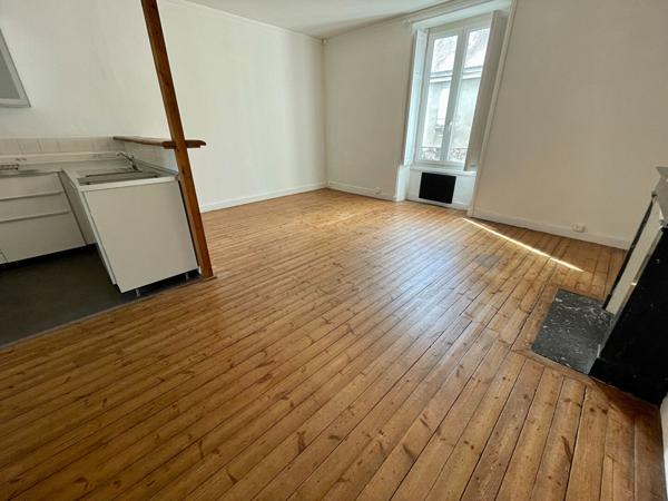 A LOUER - NANTES ST DONATIEN - Appartement 2 pièces de 42.79 m²