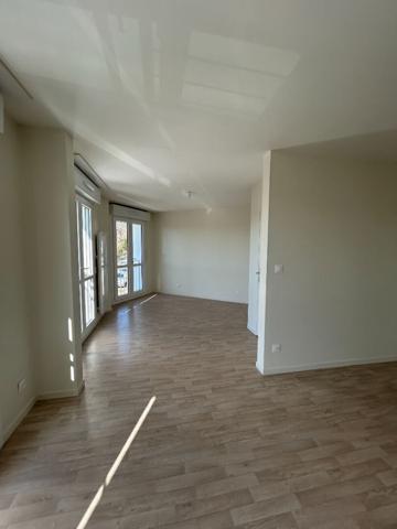 "APPARTEMENT LE MANS 3 PIECES 79M2"