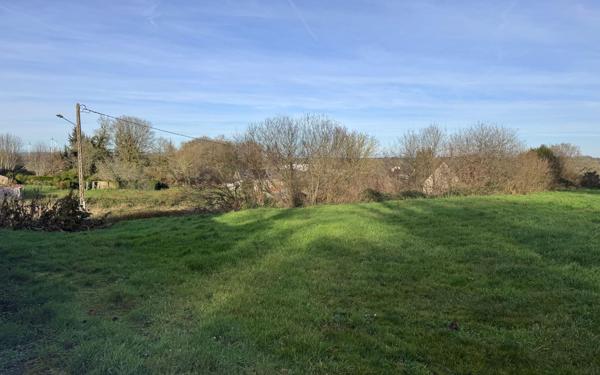 Terrain à vendre    Plouguernével