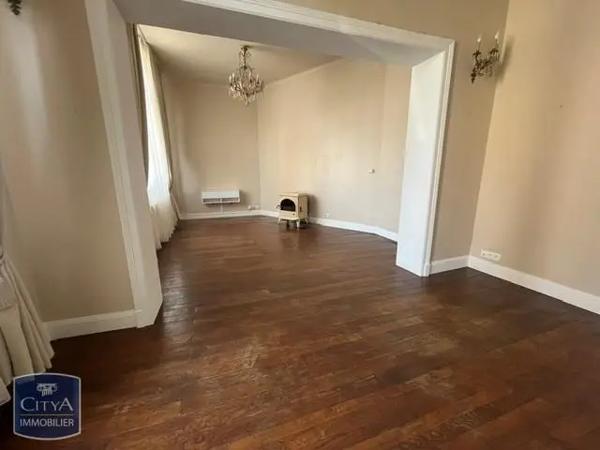 Maison à louer 5 pièces 132.4m² Cambrai (59400)