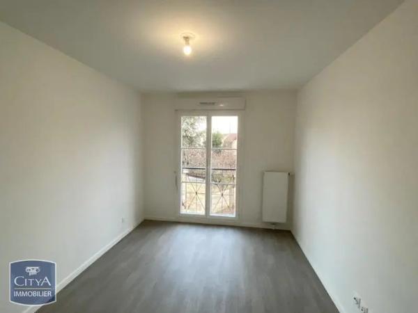 Appartement à louer 3 pièces 69.7m² Le Blanc-Mesnil (93150)