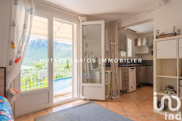 Maison à vendre 8 pièces 231 m² Solliès-Ville