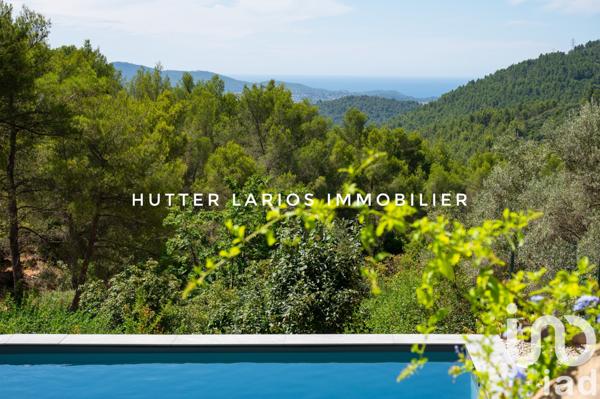 Maison à vendre 8 pièces 231 m² Solliès-Ville