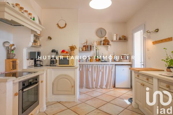 Maison à vendre 8 pièces 231 m² Solliès-Ville