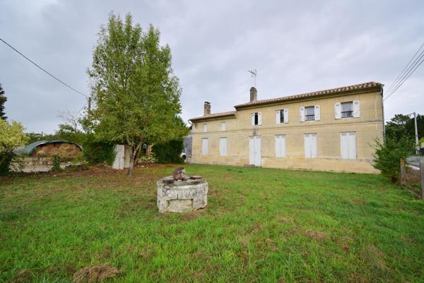 Maison en pierre de taille de 145m² + chai de 80m²