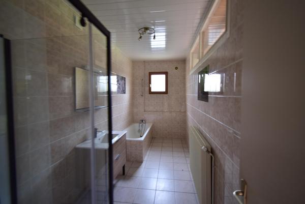 Maison en pierre de taille de 145m² + chai de 80m²