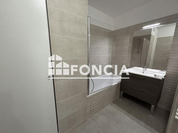 Location Appartement 2 pièces 51.9 m² - 3 RUE DU PRESIDENT ROOSEVELT Clamart 92140