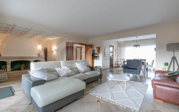 Maison à vendre    8 pièces •  Ormesson-sur-Marne