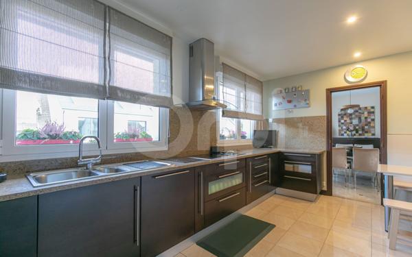 Maison à vendre    8 pièces •  Ormesson-sur-Marne