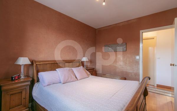 Maison à vendre    8 pièces •  Ormesson-sur-Marne