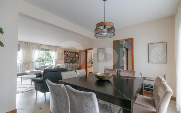 Maison à vendre    8 pièces •  Ormesson-sur-Marne