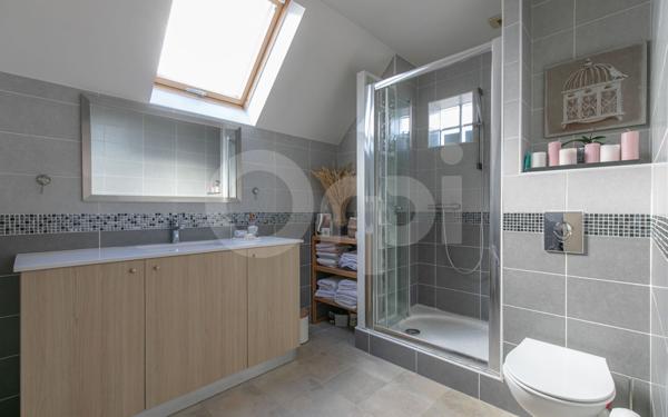 Maison à vendre    8 pièces •  Ormesson-sur-Marne