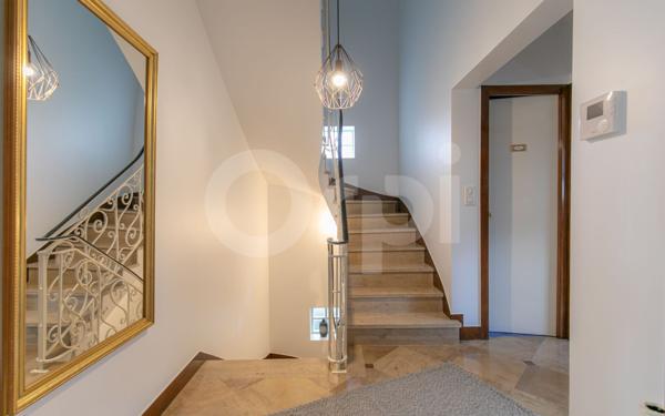 Maison à vendre    8 pièces •  Ormesson-sur-Marne