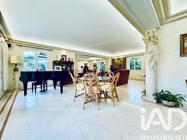 Maison à vendre 12 pièces 410 m² Château-Thierry