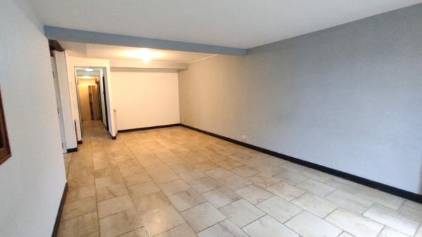 Maison 5 pièces à vendre Naintré - 86530 / Réf: 11761