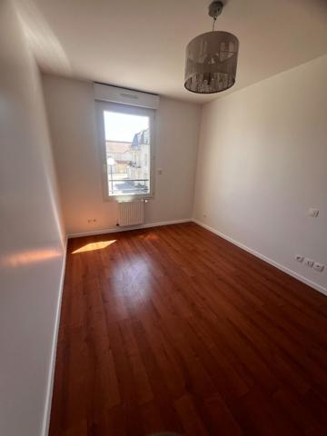 Maison Crepy En Valois 5 pièce(s) 92.08 m2