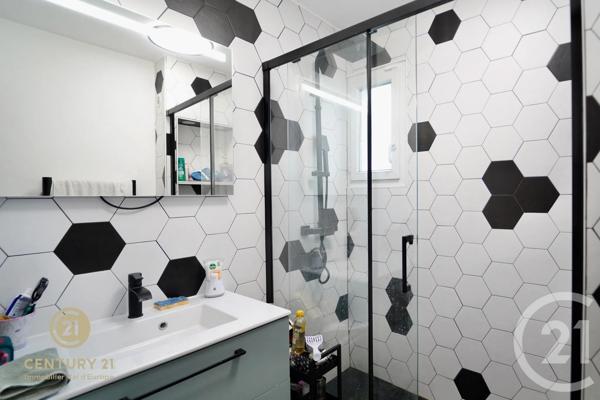Appartement F3 à vendre  3 pièces - 59,83 m 2   CHESSY  - 77