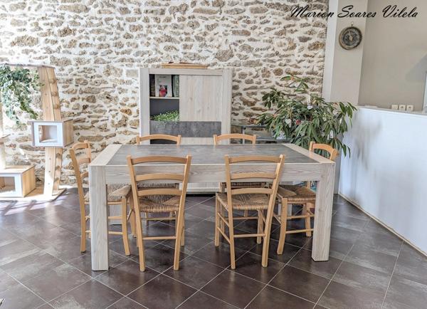 Maison de caractère de 99 m² avec cour + grenier aménageable.