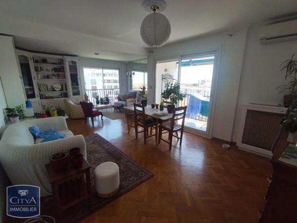 Appartement à louer 4 pièces 101.14m²