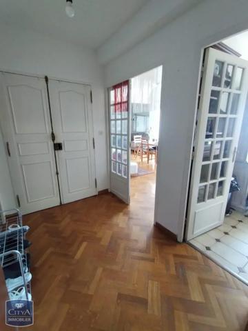 Appartement à louer 4 pièces 101.14m²