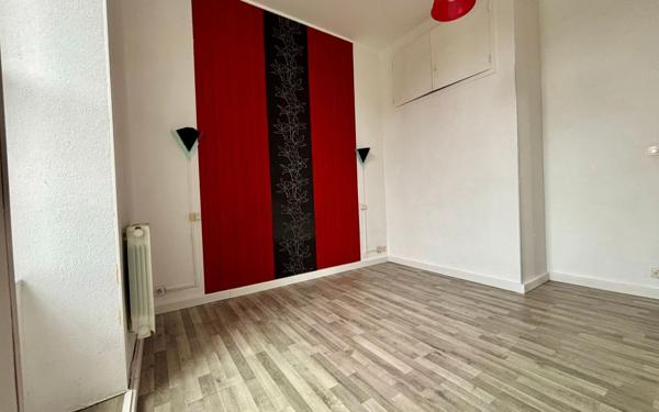 Appartement à vendre    2 pièces • 50,10 m2 Poitiers