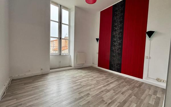 Appartement à vendre    2 pièces • 50,10 m2 Poitiers