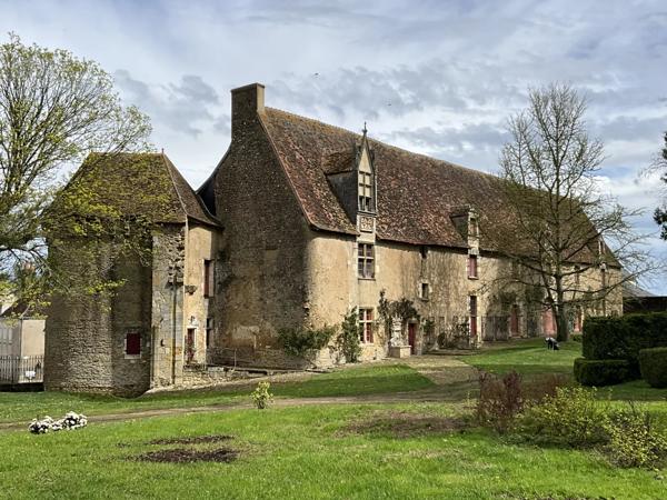 Superbe château et bâtiments historiques - Un trésor intemporel à découvrir