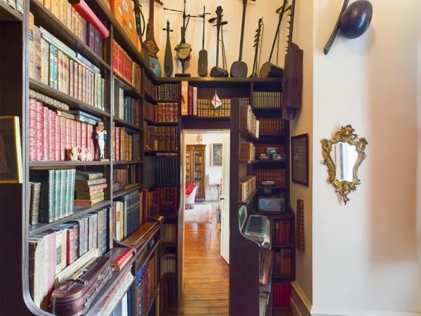 Superbe château et bâtiments historiques - Un trésor intemporel à découvrir