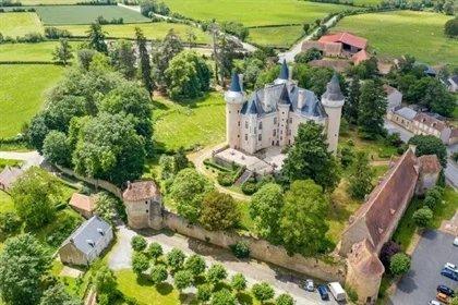 Superbe château et bâtiments historiques - Un trésor intemporel à découvrir