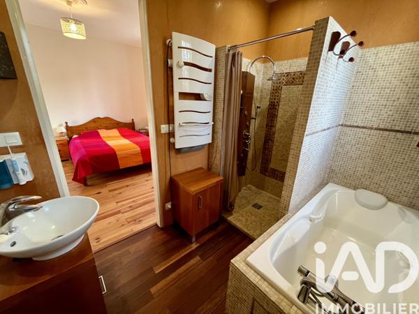 Maison à vendre 7 pièces 170 m² Ambarès-et-Lagrave