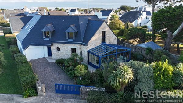 QUIBERON - Grande maison d'architecte à vendre proche du centre-ville et des plages de la baie !