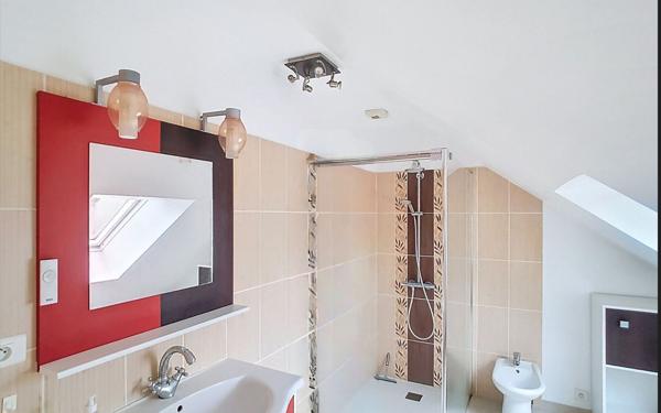 Maison à vendre    7 pièces • 178 m2 Couëron